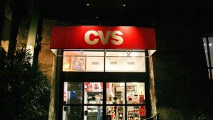 CVS to close 900 stores